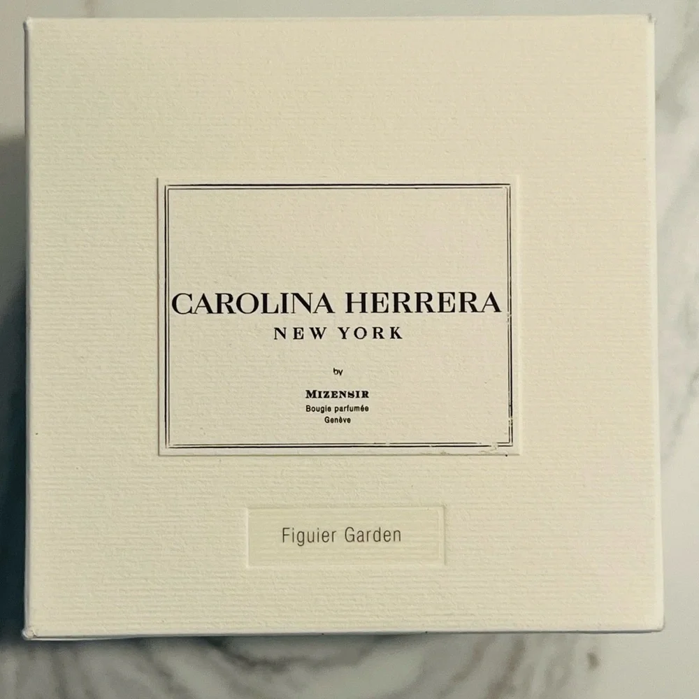 RARE Carolina Herrera Large Figueroa’s Garden 8 oz Luxurious Candle Rare NWT